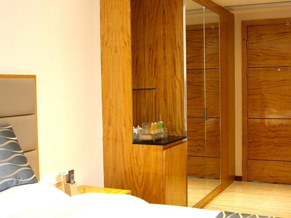 Guangzhou Youyuanherui Hotel ภายนอก รูปภาพ